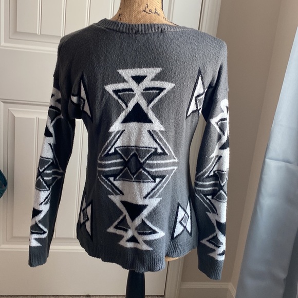 Gray Aztec Designed Sweater - Picture 2 of 6
